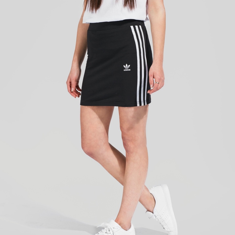 Adidas short pencil shirt